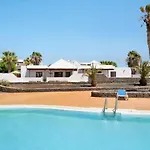 Дом отдыха For Lanzarote Holidays House *