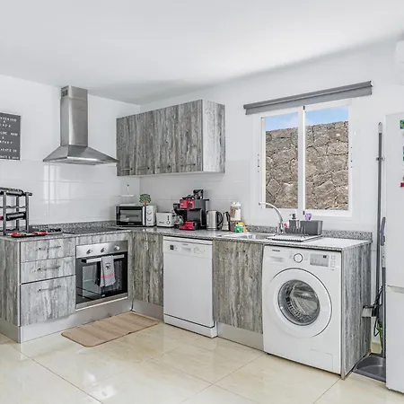 For Lanzarote Holidays House