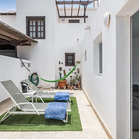 For Lanzarote Holidays House *