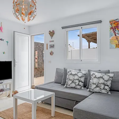 For Lanzarote Holidays House בית נופש *