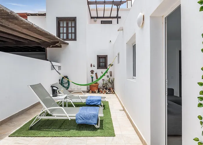 For Lanzarote Holidays House *