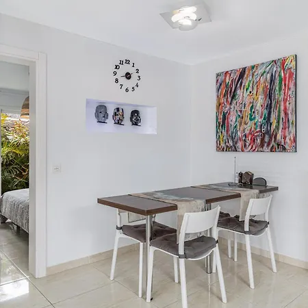 For Lanzarote Holidays House *
